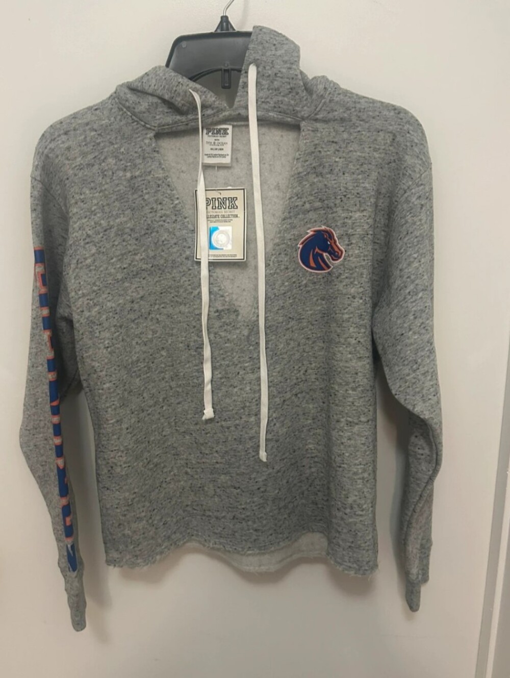 VS Pink Boise State Bronco‎ Cutout Hoodie XS NWT